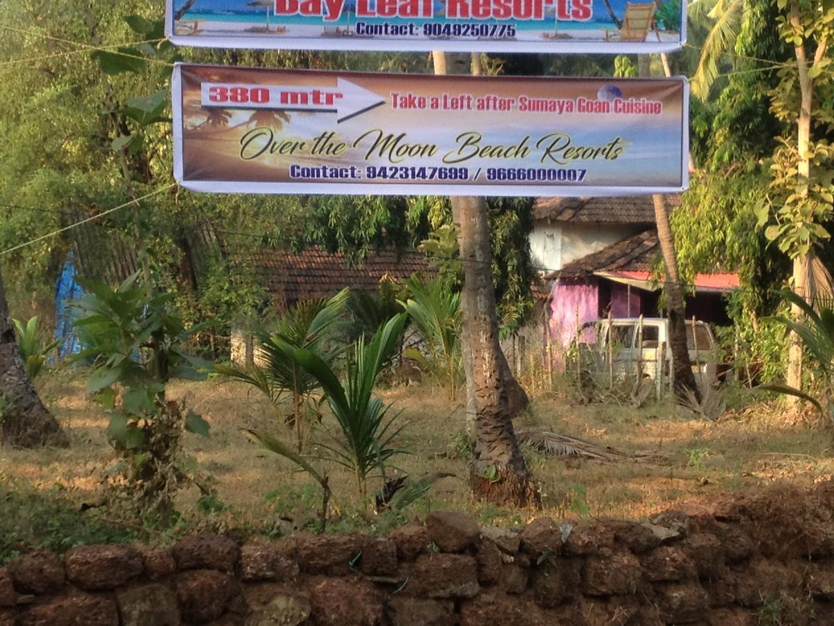 Over The Moon Beach Resorts Palolem Exteriör bild